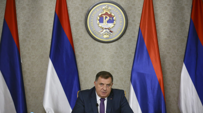 Dodik: Nema razgovora bez ukidanja "Inckovog zakona"