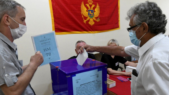 Incident na biračkom mestu u Kolašinu: Lakše povređena članica izborne komisije