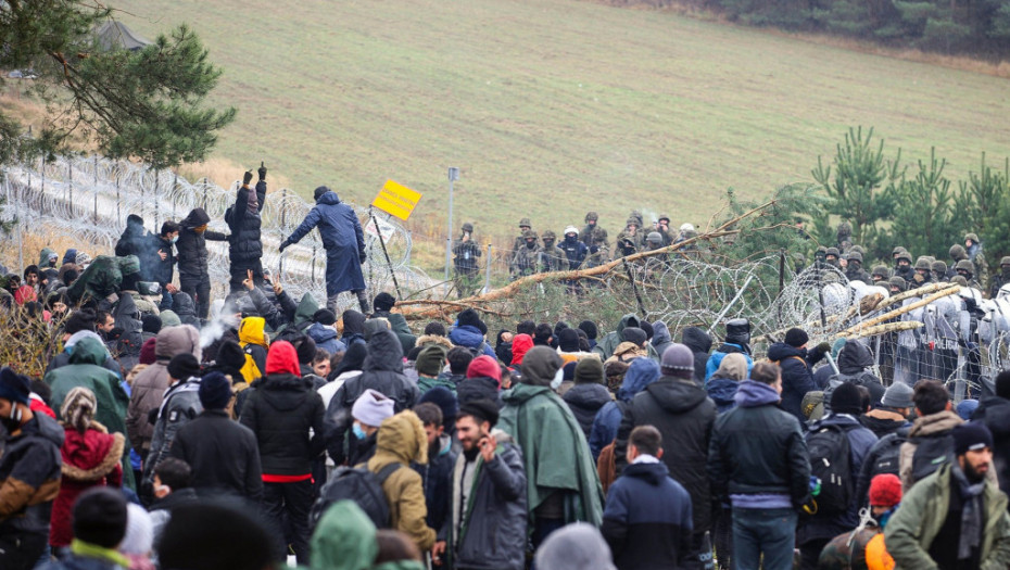 Borelj: EU će proširiti sankcije Belorusiji - na udaru agencije i prevoznici koje prevoze migrante do granice