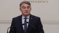 Komšić pozvao Šmita da zakone Republike Srpske stavi van snage