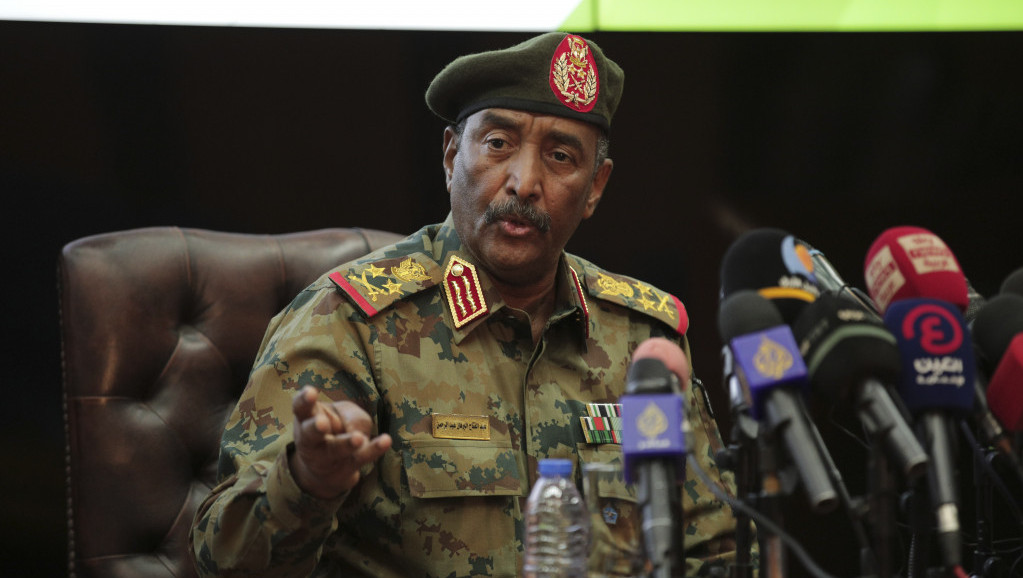 Sudan: Dve nedelje posle vojnog udara vrhovni general imenovao sebe za šefa privremenog tela