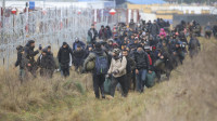 Migrantska kriza ne jenjava - Velika Britanija poslala vojnike na granicu Poljske i Belorusije