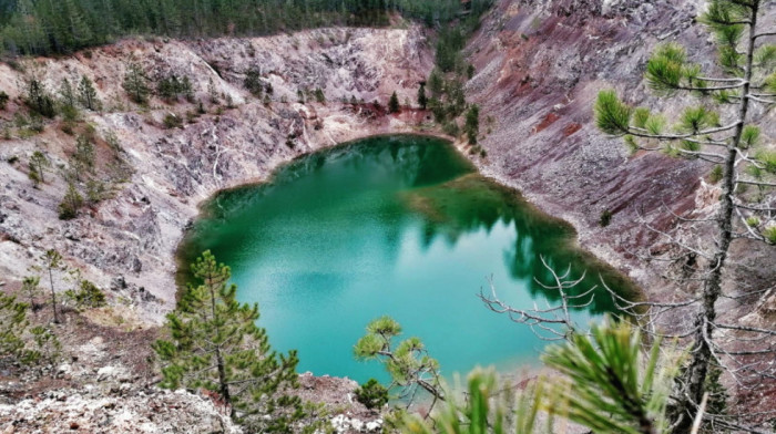 Najskrivenije srpsko jezero: Nastalo je potpuno slučajno, a njegove slike obišle su svet