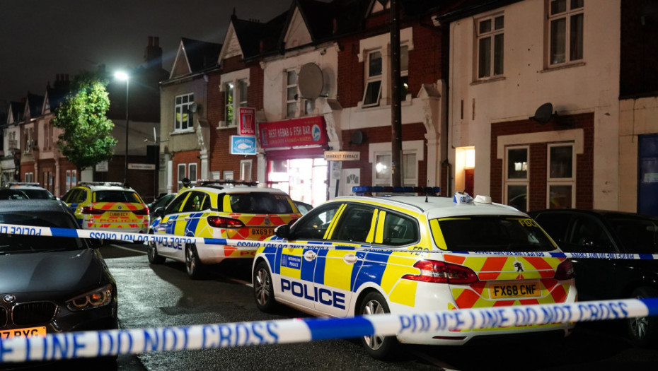 Napad u Londonu: Ubijen muškarac, starija žena u kritičnom stanju
