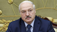 Lukašenko: Moguće je da su vojnici pomogli migrantima