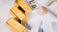 Pad vrednosti zlata približava se dvogodišnjem minimumu
