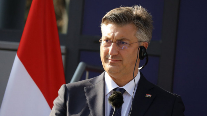 Plenković pozdravio demontrante koji protestuju zbog kovid propusnica: Mahnuo sam ih, živimo u demokratiji