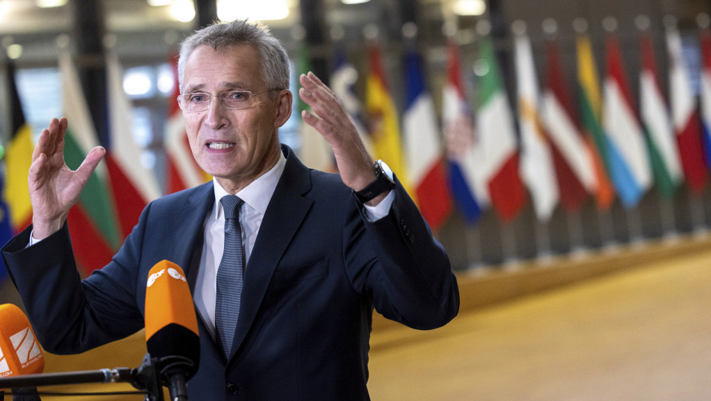 Stoltenberg: Rusija će platiti visoku cenu u slučaju vojne agresije na Ukrajinu