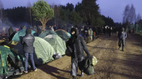 Migranti napuštaju kampove u blizini granice Belorusije i Poljske