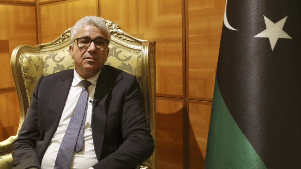 Libijski parlament smenio Fatija Bašagu, za premijera proglasio Hamadu