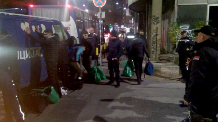 Policija u Beogradu pronašla i sprovela u prihvatni centar 82 ilegalna migranta