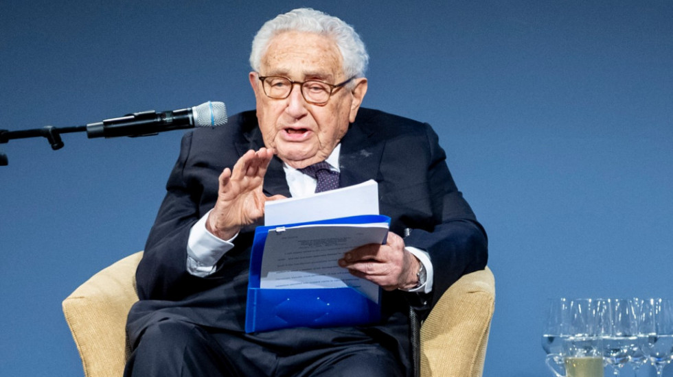 Kisindžerov govor koji je uzburkao strasti: Oštre reakcije iz Ukrajine na predlog o ustupanju teritorije