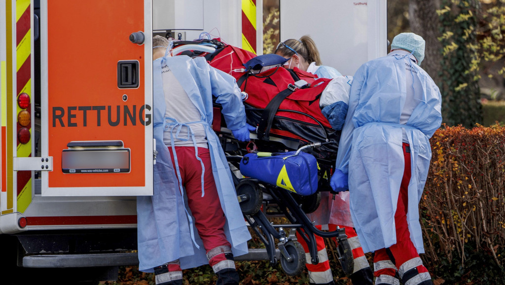 Holandija počela da prevozi kovid pacijente u Nemačku, kako bi ublažila pritisak na svoje bolnice