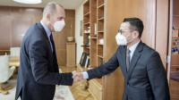 Lončar sa direktorom Fajzera u Srbiji razgovarao o novom leku protiv korone, kao i o budućoj saradnji
