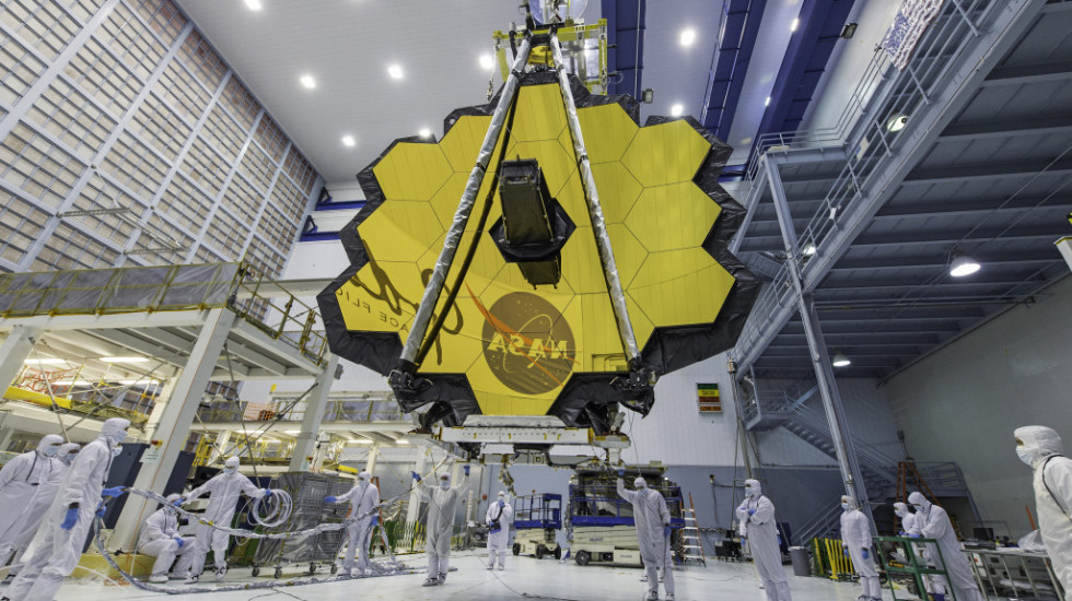 Uspešno postavljen džinovski zaslon koji će štiti teleskop "Džejms Veb" od Sunčevih zraka