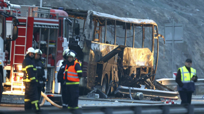 Zamenik bugarskog tužioca: Ljudska greška uzrok tragedije na auto-putu; sudbina jednog putnika nepoznata