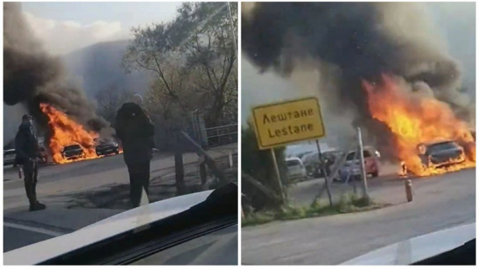 Gore automobili posle serije eksplozija, blokiran put kroz Leštane