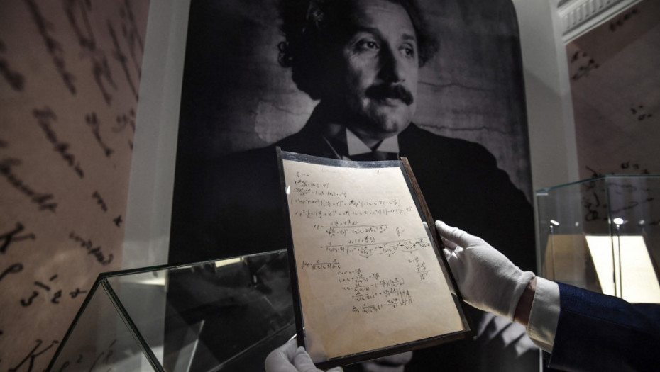 Ajnštajnov proračun teorije relativiteta prodat za rekordnih 13 miliona dolara