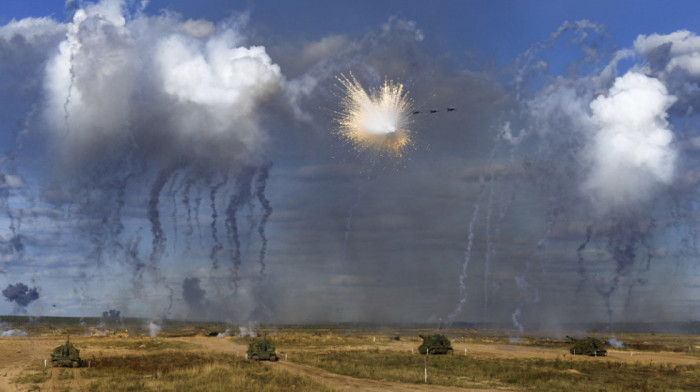 Ukrajinska vojska izvela tenkovske vežbe na istoku Donjecka