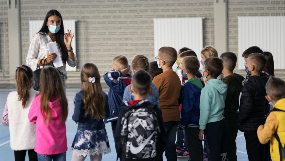 Svetosavske nagrade za najbolje, svečano danas u školama uz poštovanje epidemijskih mera