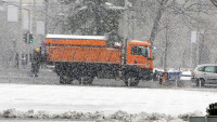 Deo Srbije pod snegom, problemi u saobraćaju na Zlatiboru: Na pojedinim deonicama ima snega do pet centimetara