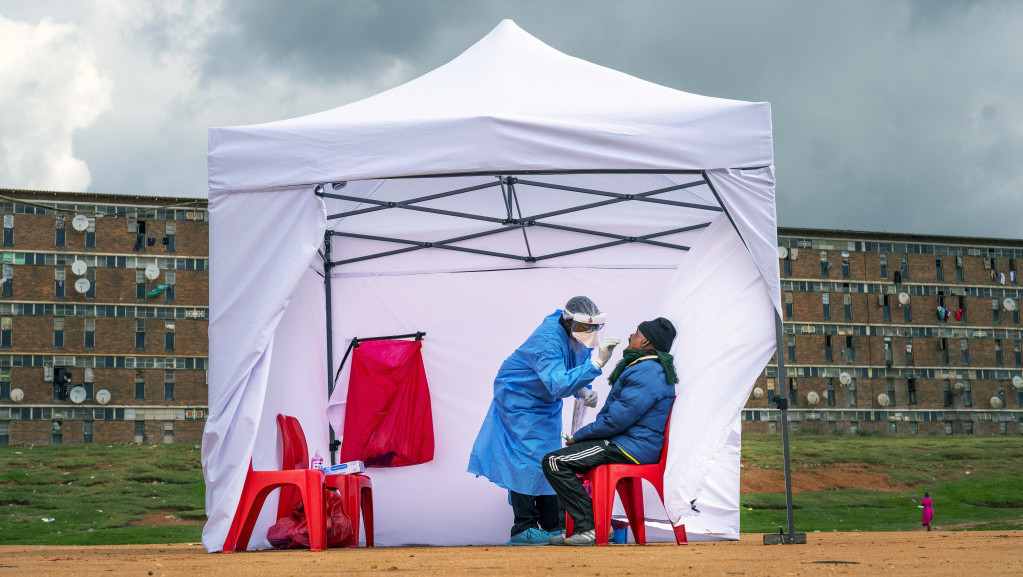 Južnoafrička Republika razmatra obaveznu vakcinaciju protiv korone