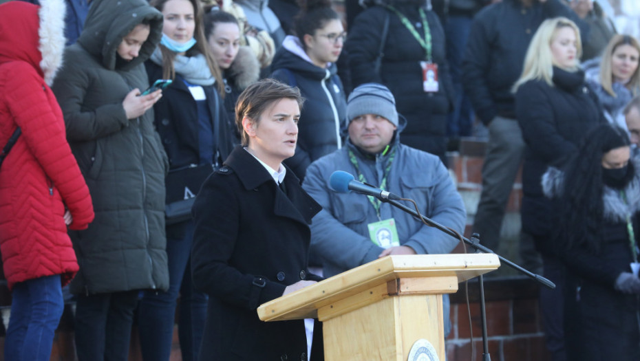 "Simbol tradicije konjarstva": Brnabić obećala da će država nastaviti da ulaže u ergelu Karađorđevo