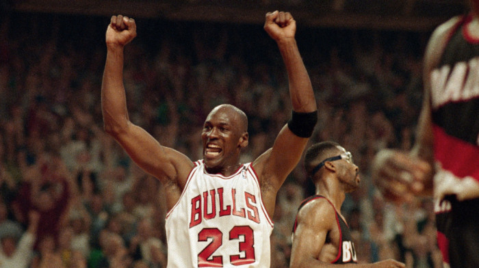 Šampionski tim Bulsa 1995-1998 izabran za najbolju dinastiju NBA lige svih vremena
