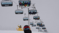 Otvorena skijališta u Italiji, mnogi gradovi uvode maske na otvorenom i druge mere