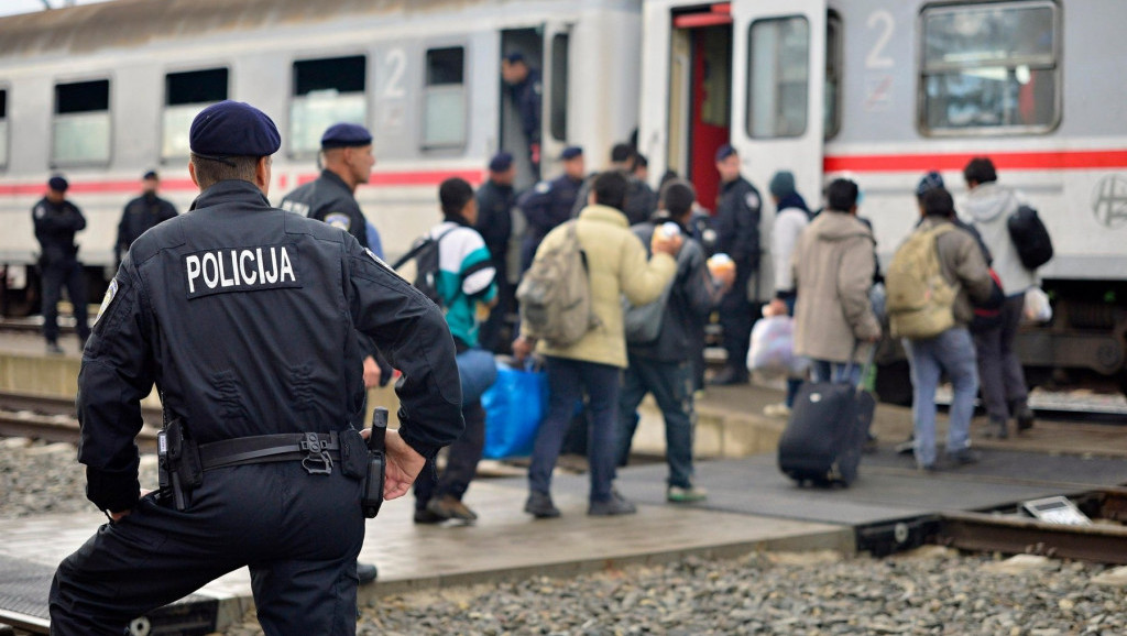 Hrvatskim graničarima poslato uputstvo o postupanju sa migrantima, upozoreni da "paze da ne budu snimljeni"