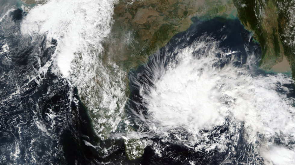 Oslabila tropska oluja kod Bengalskog zaliva