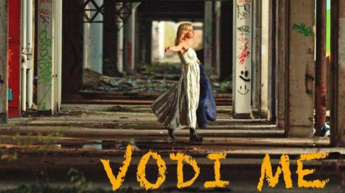 Glumica i pevačica Lucija Šerbedžija najavljuje novo poglavlje u karijeri pesmom "Vodi me"