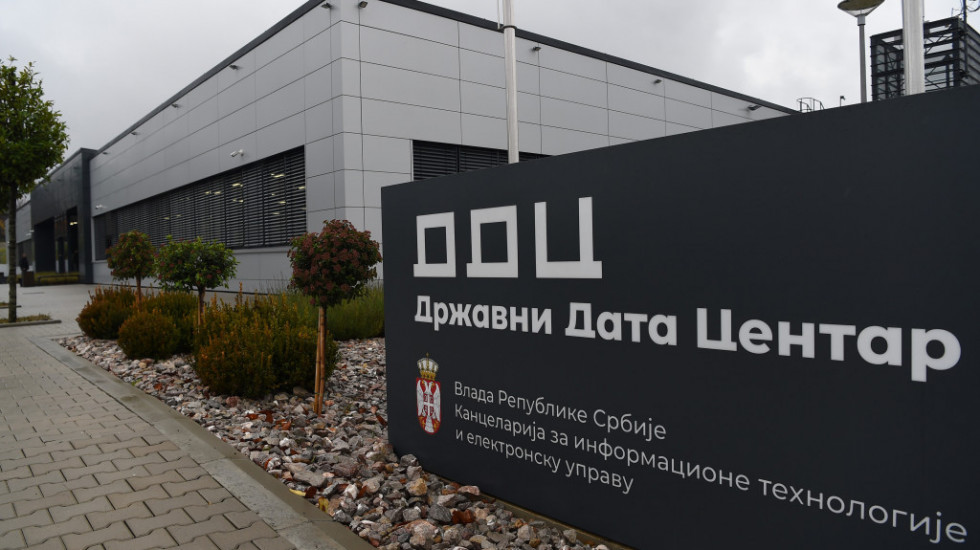 Vučić: Srbija lider u regionu po IT, do kraja godine treći superkompjuter u Kragujevcu