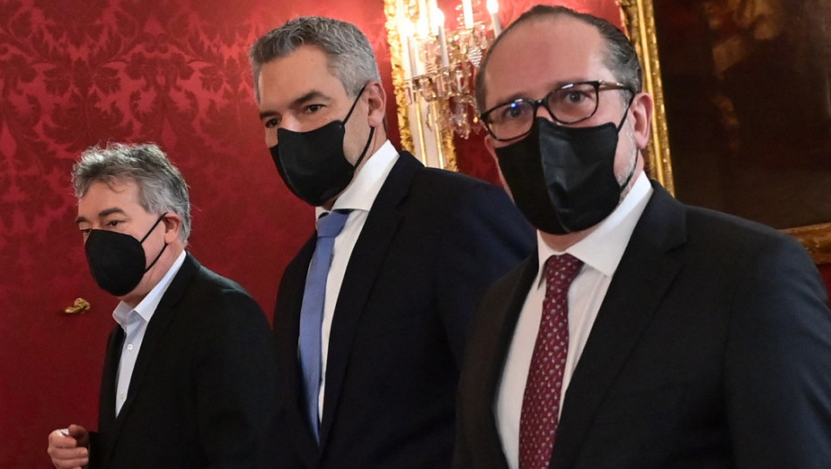 Kancelar Karl Nehamer i novi ministri položili zakletvu pred predsednikom Austrije