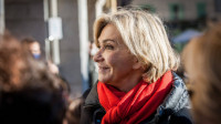Marin le Pen "pala" u anketama, Makronu u drugom krugu rivalka najverovatnije Valeri Pekres