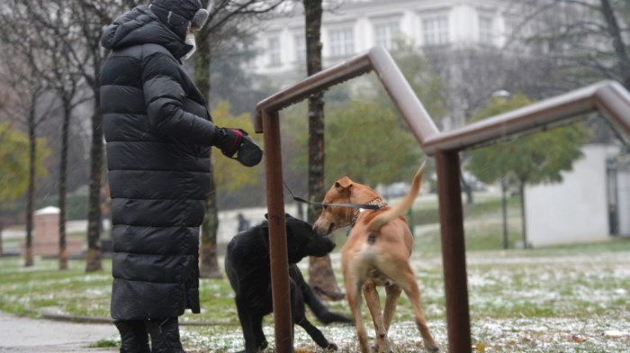 Vetar danas donosi hladnoću, krajem nedelje vreme neuobičajeno za februar