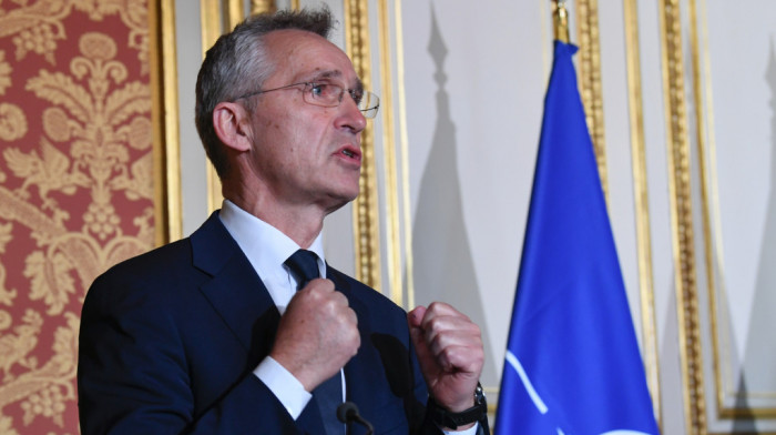 Stoltenberg: Ukrajina ima pravo da bira svoj put