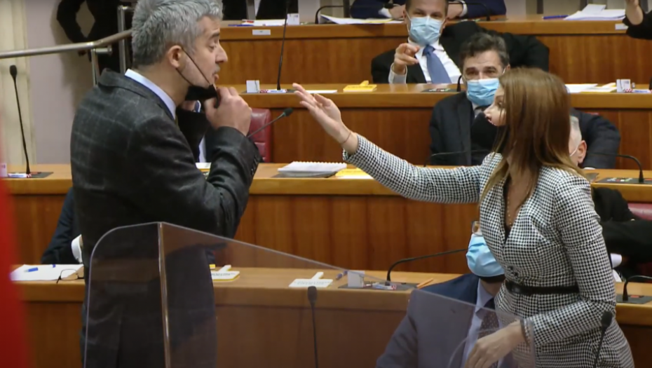 Burno u hrvatskom parlamentu zbog kovid potvrda: Poslanici se svađali, izrečene brojne kazne i opomene