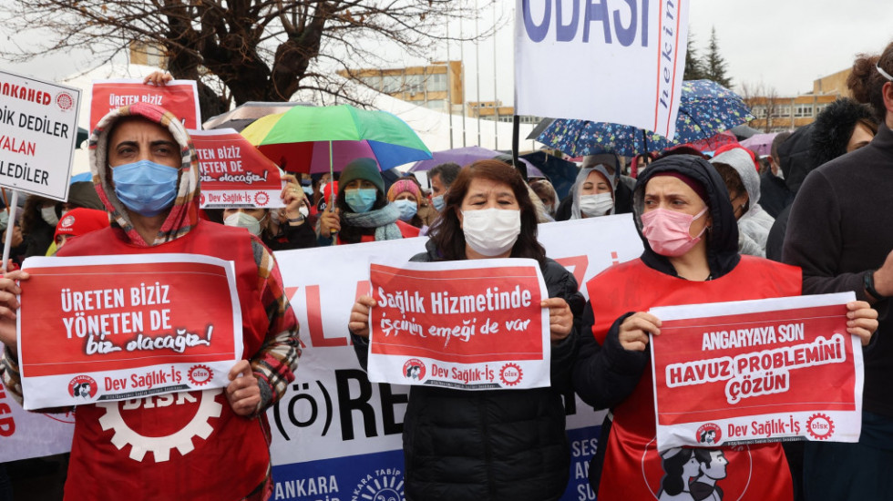 Turska: Veliki protest medicinskih radnika zbog niskih plata