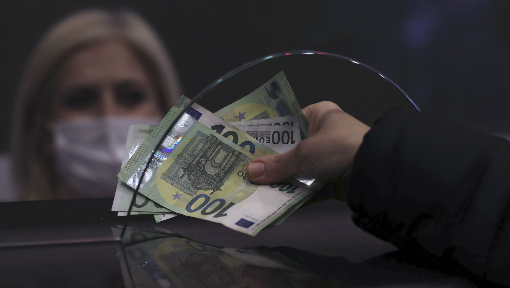 Od 1. januara minimalna zarada u Crnoj Gori 450 evra