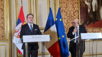Selaković sa šefom francuske diplomatije: Podrška na evropskom putu i apel da se nastave pregovori u Briselu