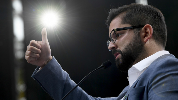 Drugi krug izbora u Čileu, favorit za predsednika levičar hrvatskog porekla: Ko je Gabrijel Borić?