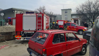 Požar na Novom Beogradu, gori napuštena fabrika "IMT"