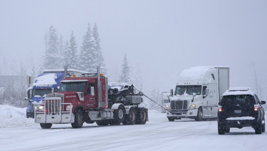 SAD se sprema za snežnu oluju kakva nije viđena godinama: U Oregonu proglašeno vanredno stanje