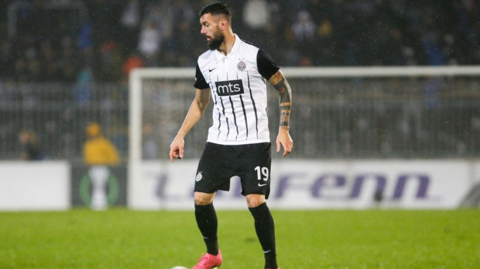 Šćekić napustio Partizan, karijeru nastavlja u Zaglebju