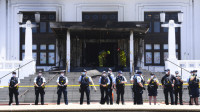 Zapaljena zgrada bivšeg parlamenta u Australiji, demonstranti vikali: Neka gori