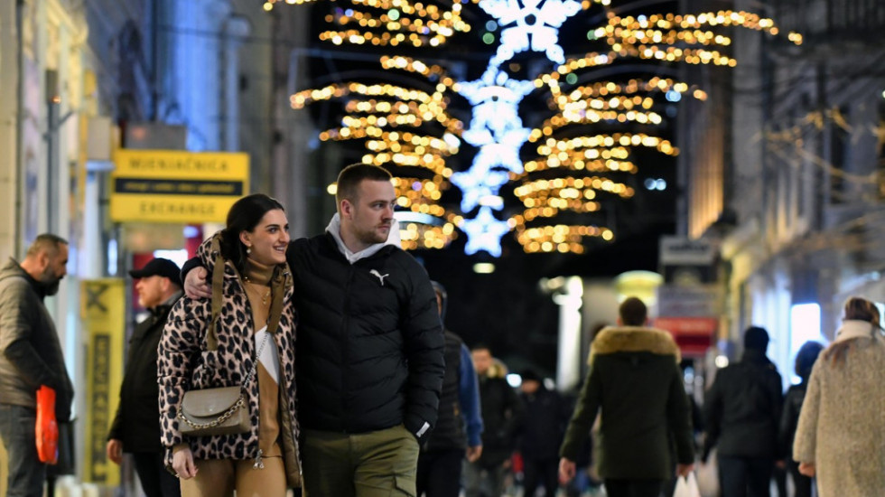 Sarajevo bez javnog dočeka Nove godine, ulice pune šetača