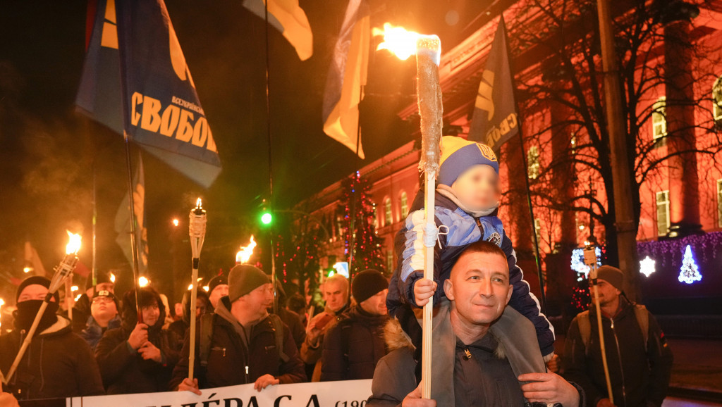 Bakljada nacionalista u Kijevu povodom 113. godišnjice rođenja Stepana Bandere