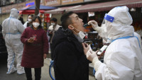 Kineski gradovi pooštravaju kovid ograničenja zbog 64 potvrđene infekcije