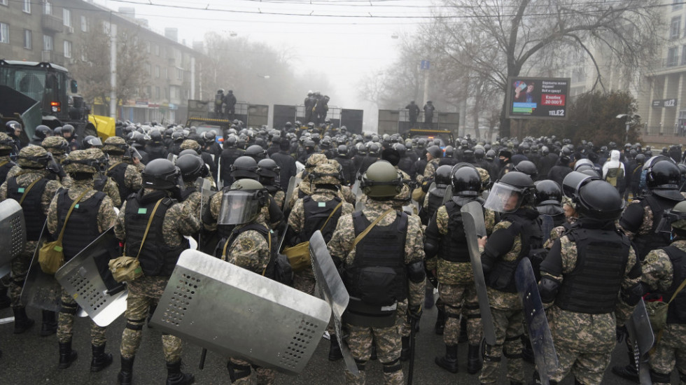 Više od 200 demonstranata uhapšeno u Kazahstanu, povređeno 95 policajaca